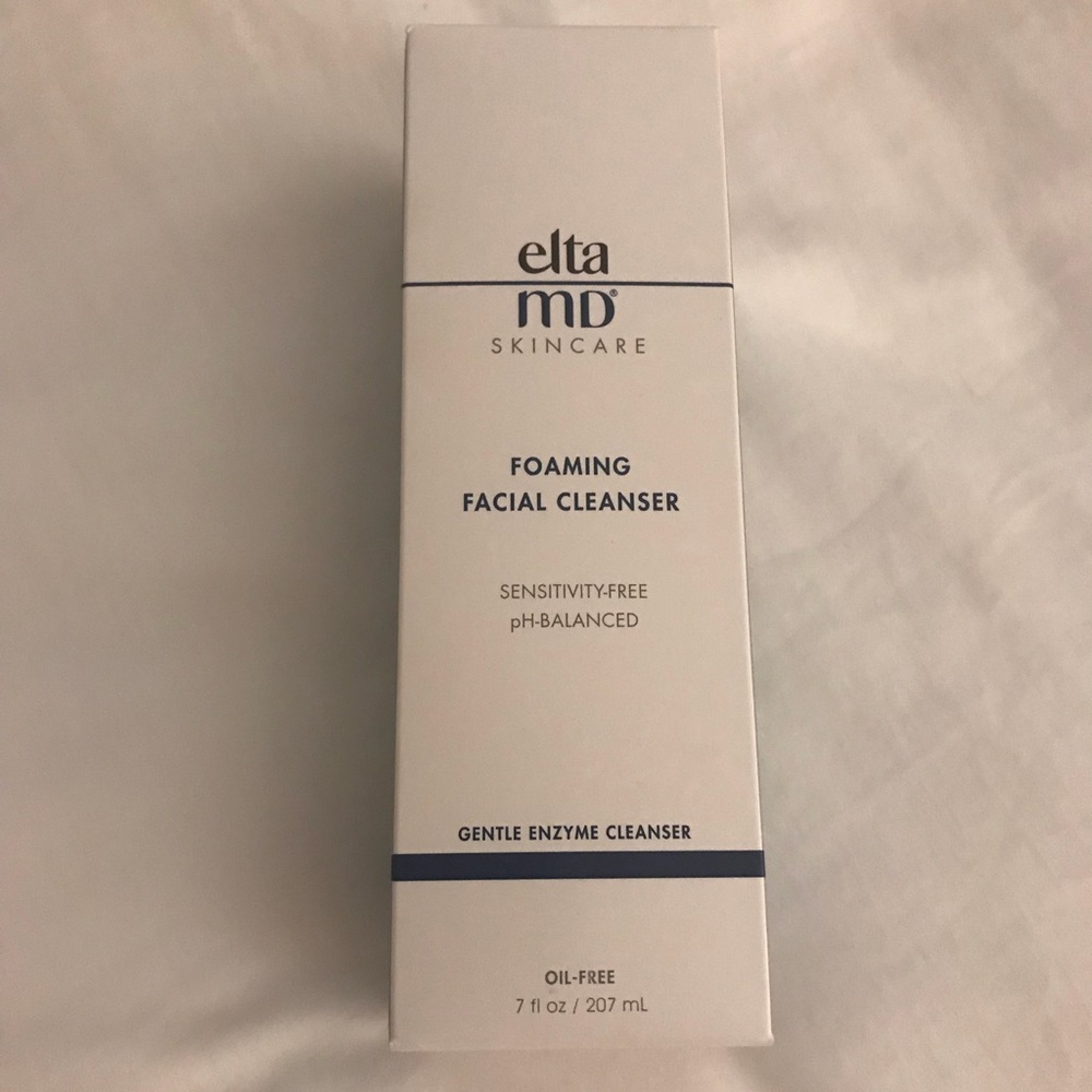 Elta MD foaming facial cleanser